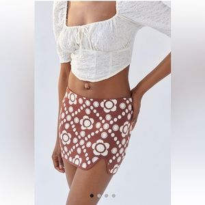 Urban Outfitters. Low rise mini skirt. Brand new. Hippie bohemian🍂 NWOT